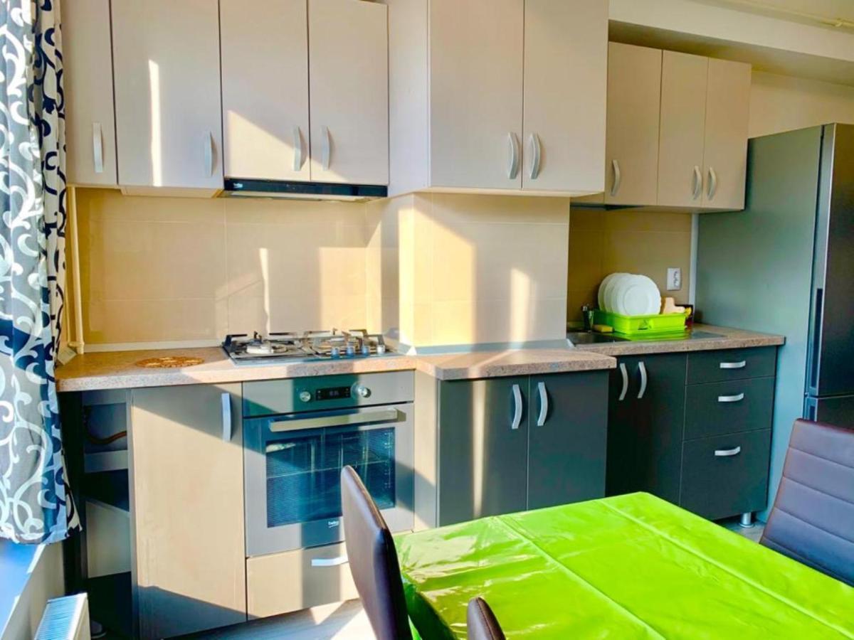 Elyse Comfortable Apartment Close To Palas Mall Iasi Exterior foto