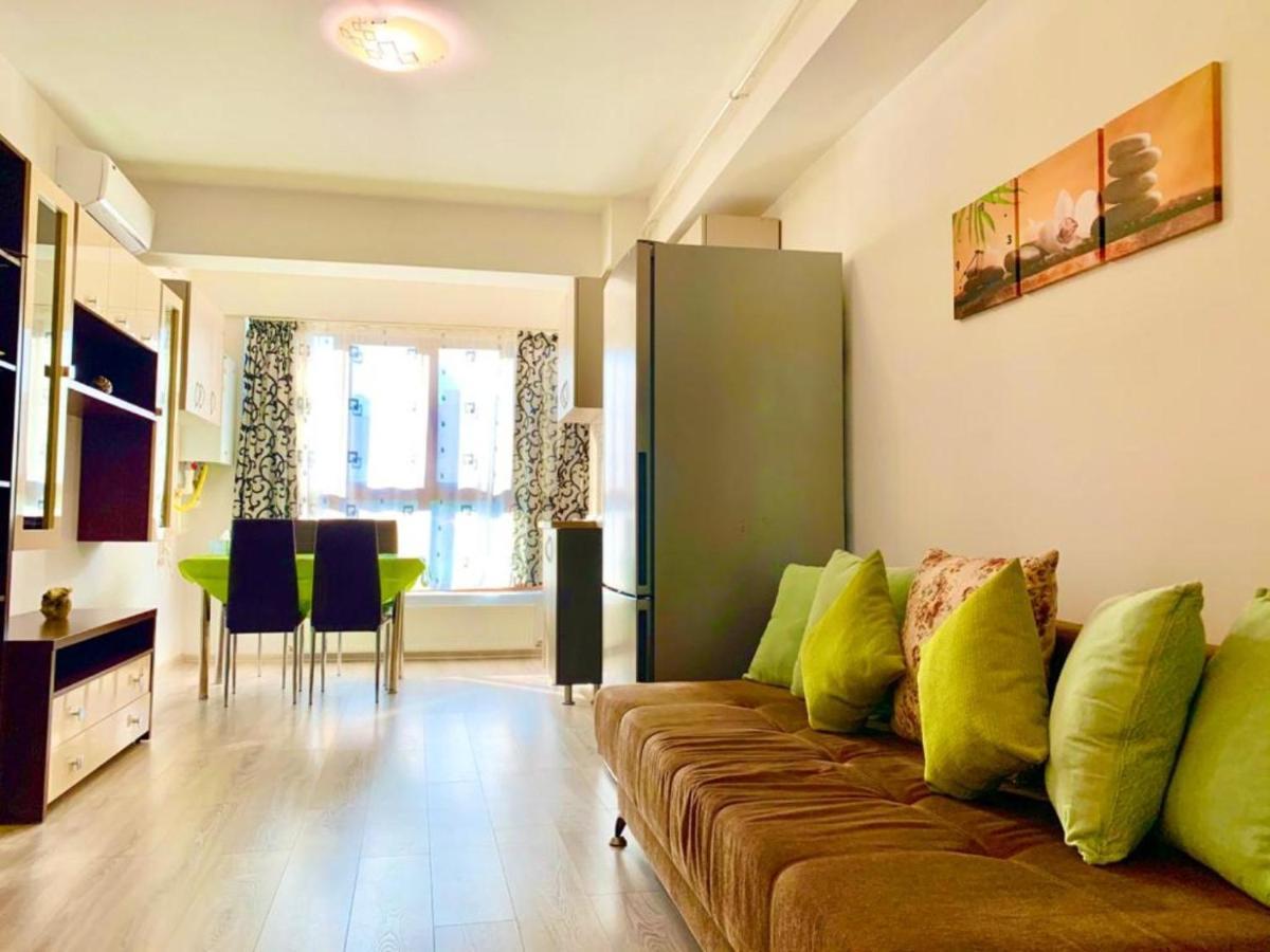 Elyse Comfortable Apartment Close To Palas Mall Iasi Exterior foto