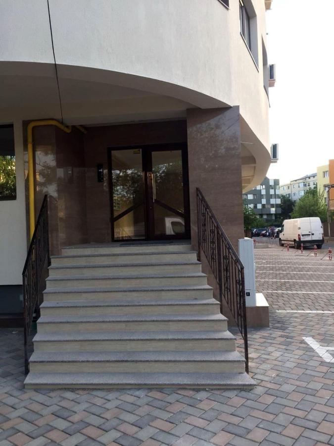 Elyse Comfortable Apartment Close To Palas Mall Iasi Exterior foto